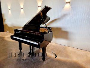 פסנתר כנף YAMAHA G5