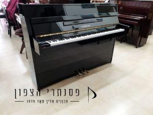 piano YAMAHA C108