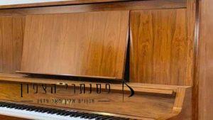 פסנתר YAMAHA W101 לוח תווים