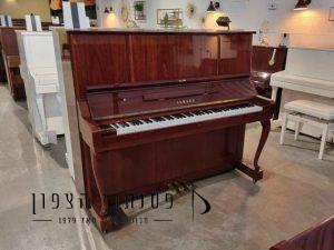 פסנתר YAMAHA W106 פתוח