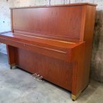 פסנתר YAMAHA W104 -1